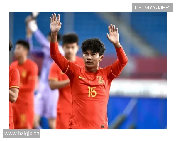 中国足球队备战亚洲杯 新帅上任带来新气象 球员状态回升信心满满